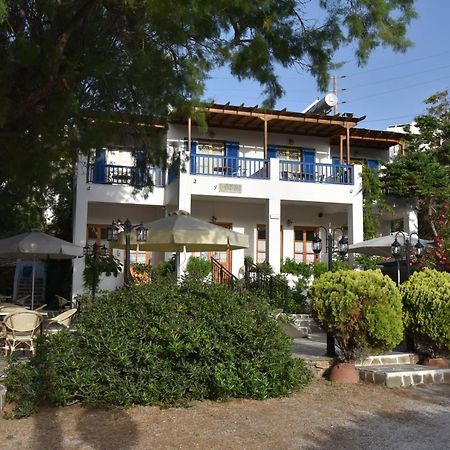 Cavo D'Oro Hotel Batsi  Exterior photo