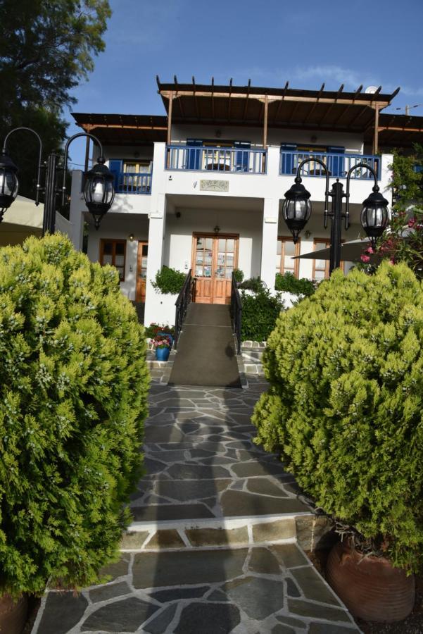 Cavo D'Oro Hotel Batsi  Exterior photo